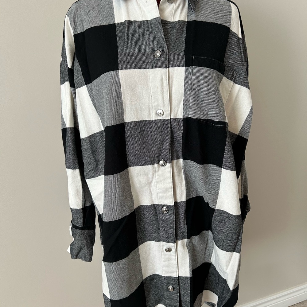 Divided Monochrome Checkered Shirt